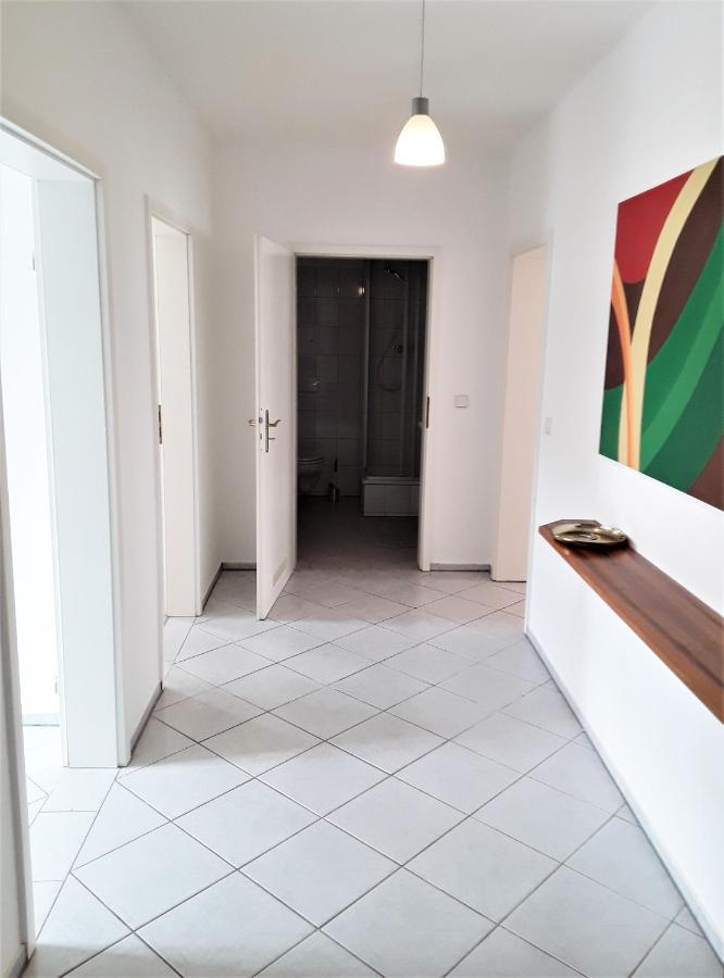 Schoene, Ruhige Zweiraumwohnung Im Angesagten Altlindenau Leipzig Exterior photo